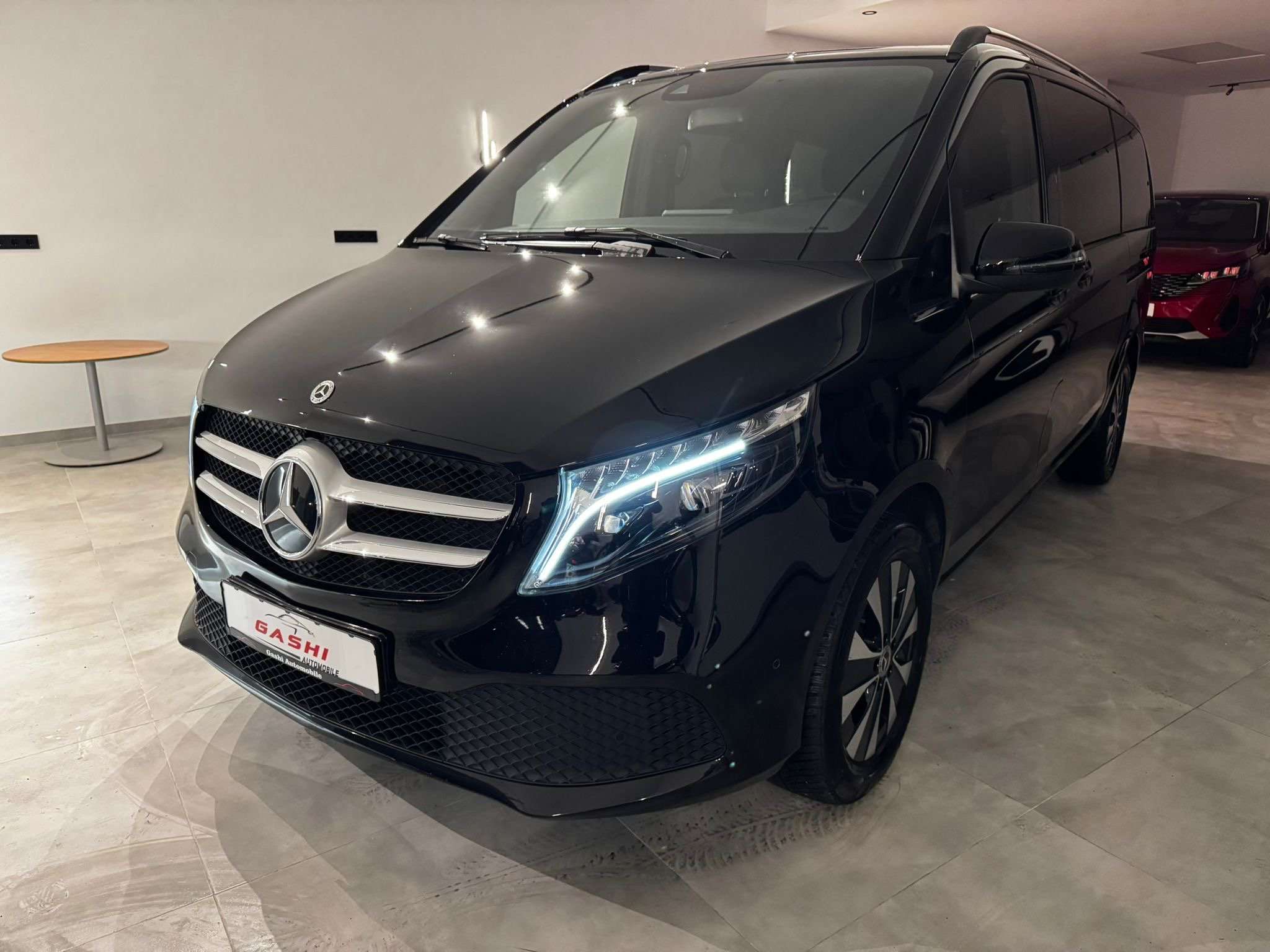 Second hand Mercedes Benz V-Class 