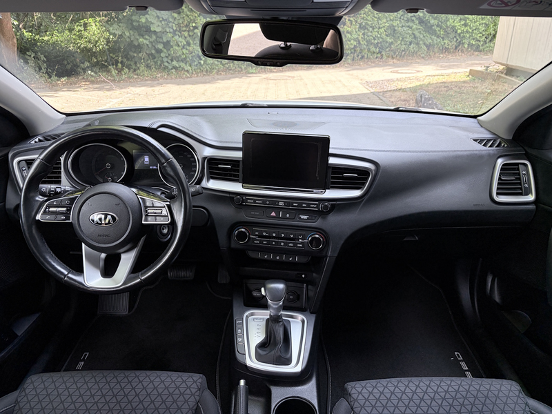 Kia Ceed / cee'd Ceed SW 1.4 T-GDI DCT OPF Vision — photo 12
