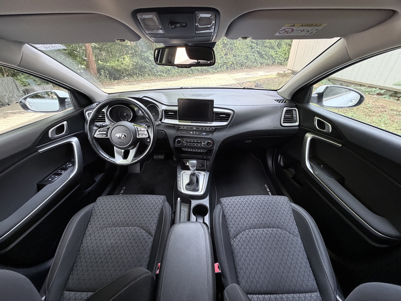 Kia Ceed / cee'd Ceed SW 1.4 T-GDI DCT OPF Vision — photo 11