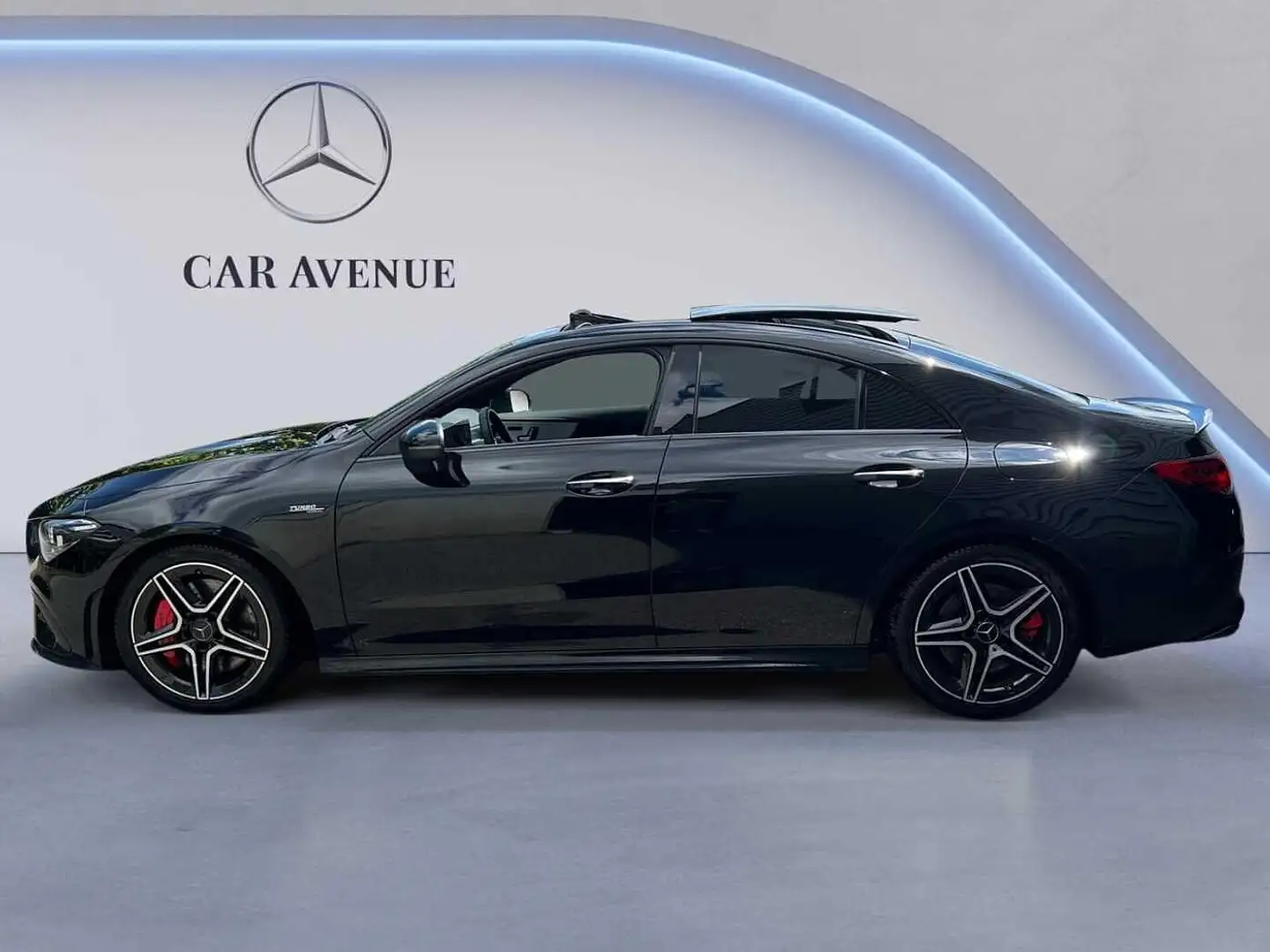 Mercedes-Benz CLA 35 AMG 4MATIC Coupé Schwarz - 2