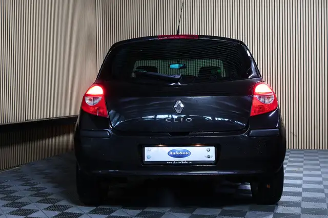 Renault Clio view 7