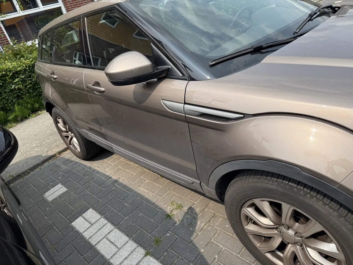 Land Rover Range Rover Evoque 2.2 eD4 2WD Pure Grijs - 2