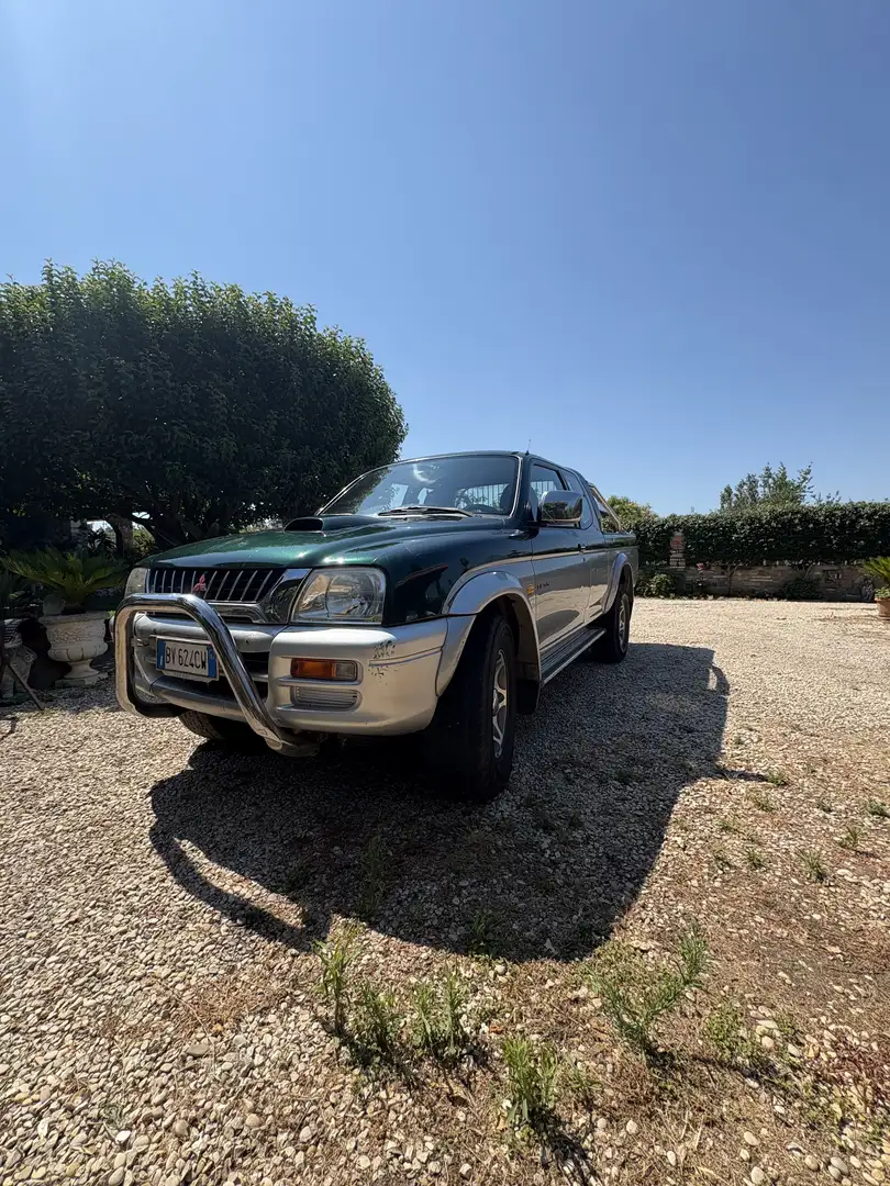 Mitsubishi L200 c.cab 2.5 tdi GLX 4wd - 2