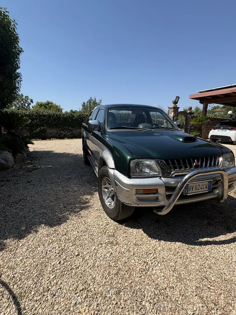 Mitsubishi L200 c.cab 2.5 tdi GLX 4wd - 1