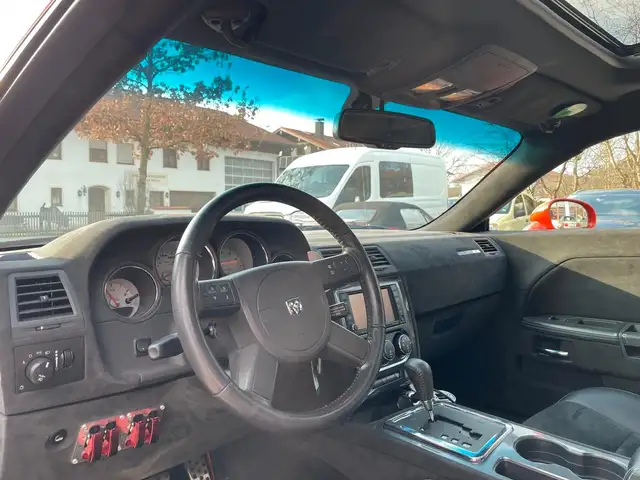 Dodge Challenger view 12