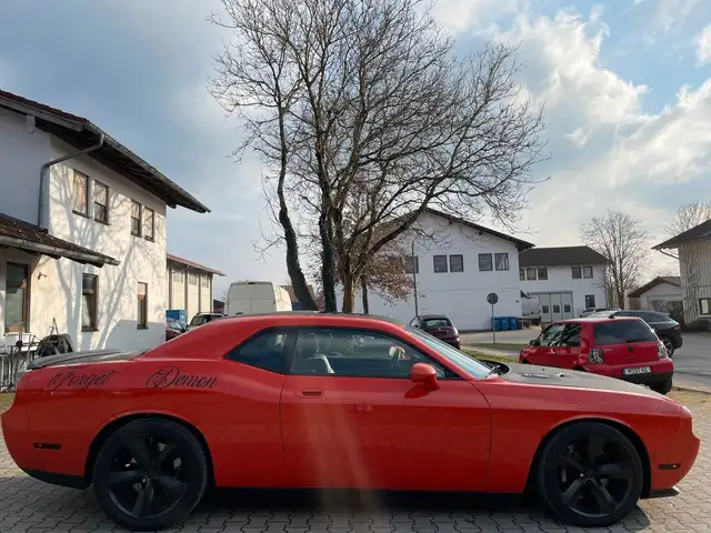 Dodge Challenger view 9