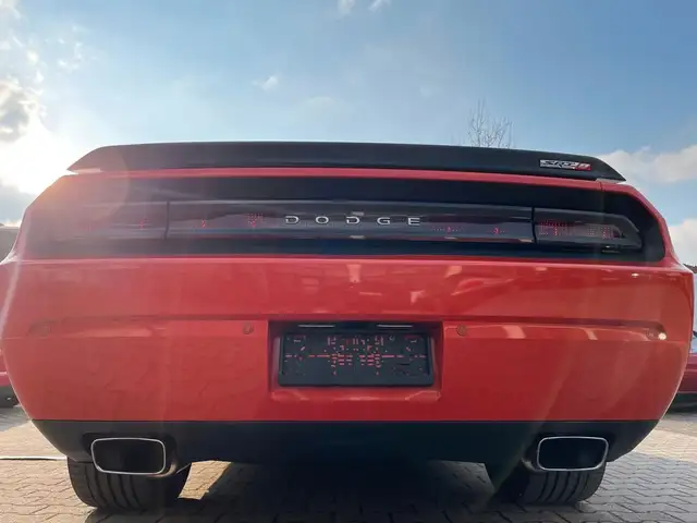 Dodge Challenger view 5