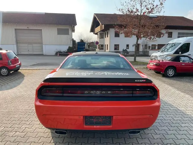 Dodge Challenger view 6