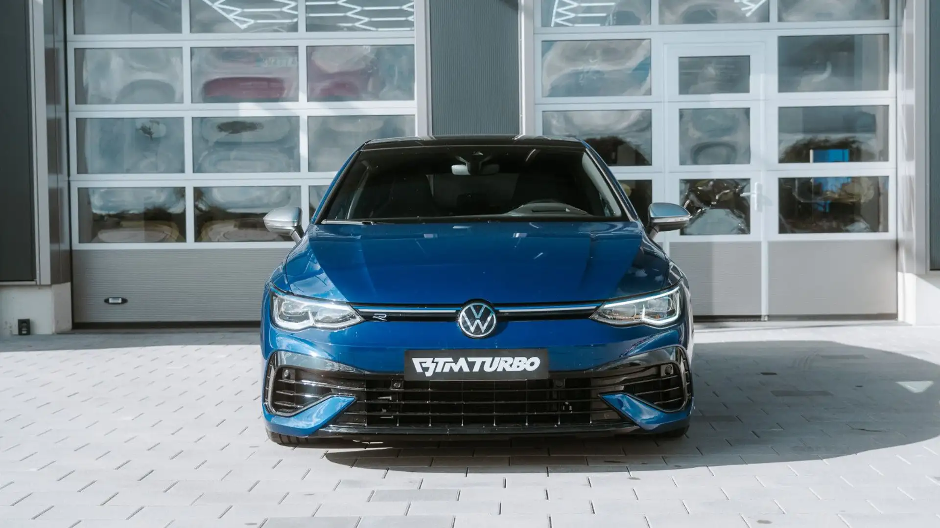 Volkswagen Golf VIII Lim. R 4Motion Bleu - 2