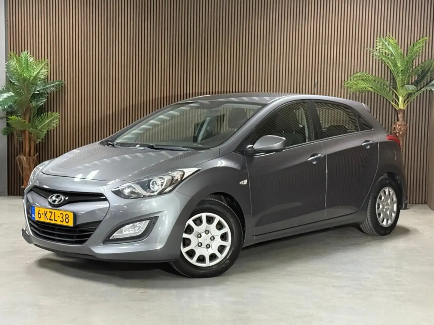 Hyundai i30 CW 1.4i i-Drive Cool Grijs - 1