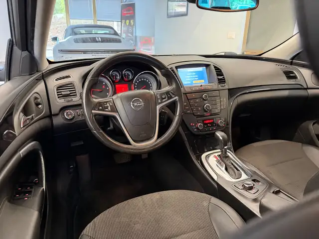 Opel Insignia view 10