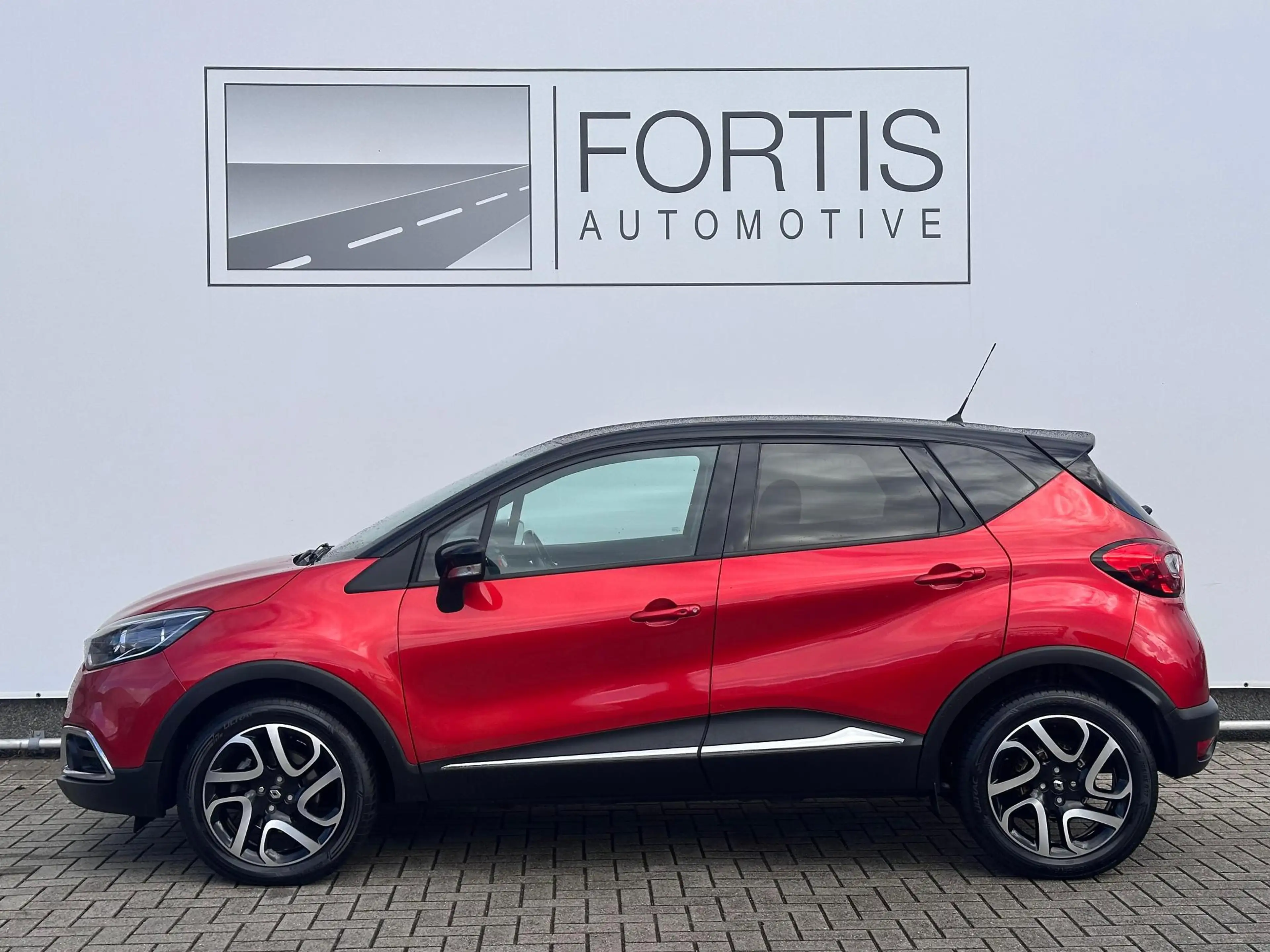 Renault Captur 1.2 TCe Xmod NL-AUTO | NAVI | CAMERA | LEDER — photo 9