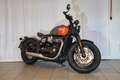 Triumph Bonneville Bobber Narancs - thumbnail 6