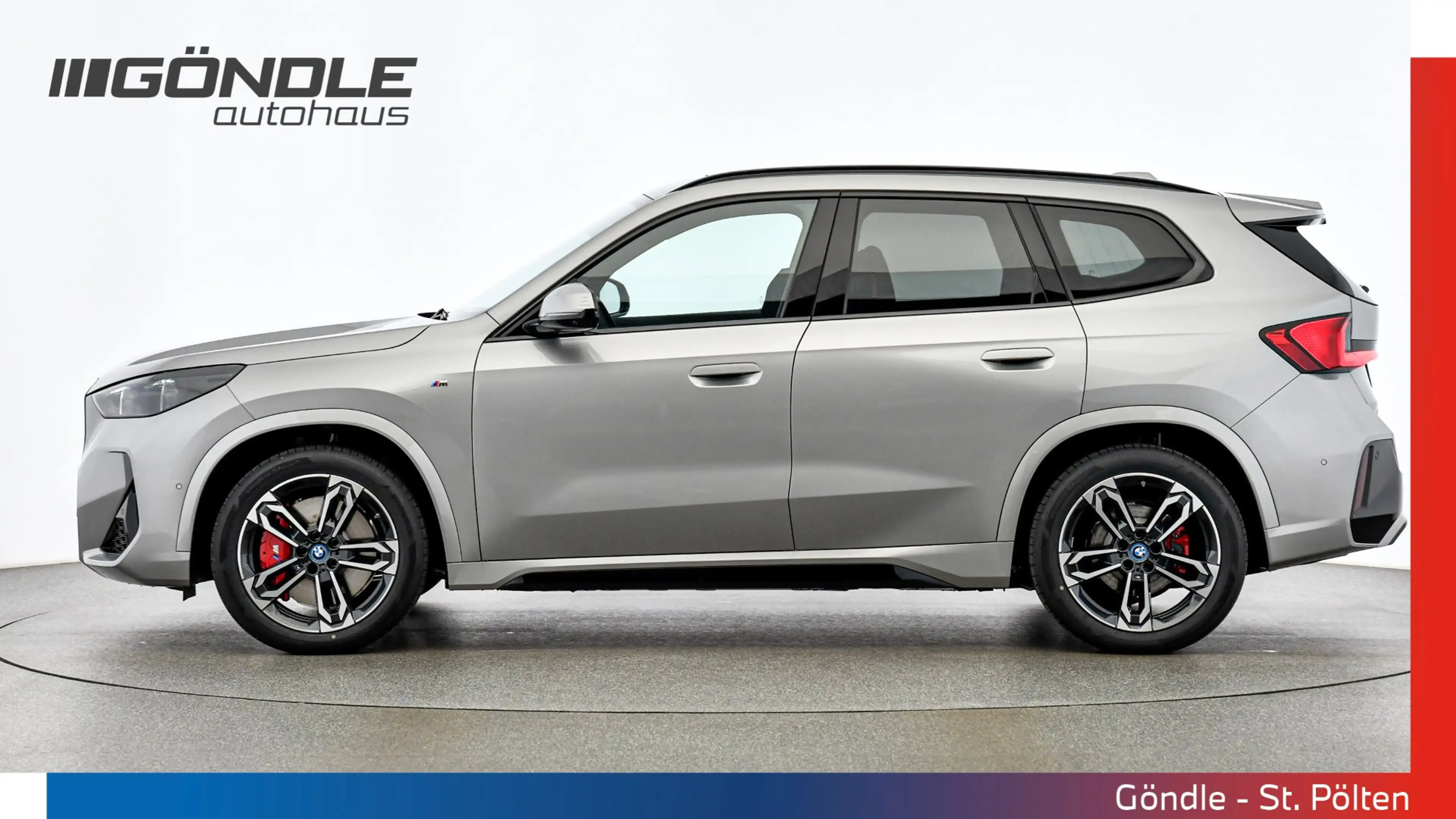 BMW iX1 xDrive30 — photo 3