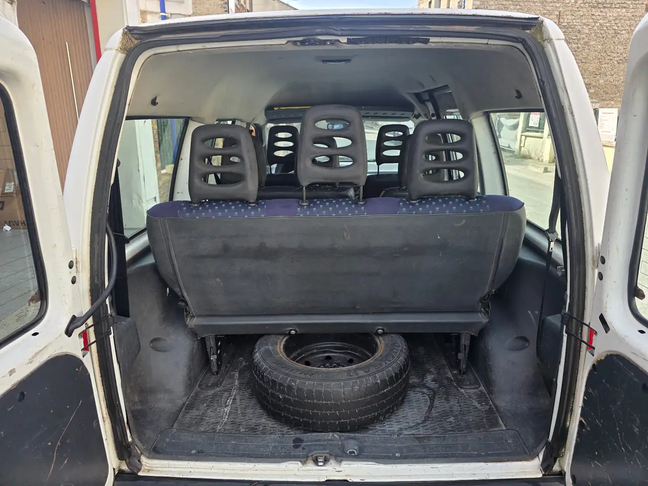 Peugeot Expert 2.0e 16V Combi (8pl), foto 11