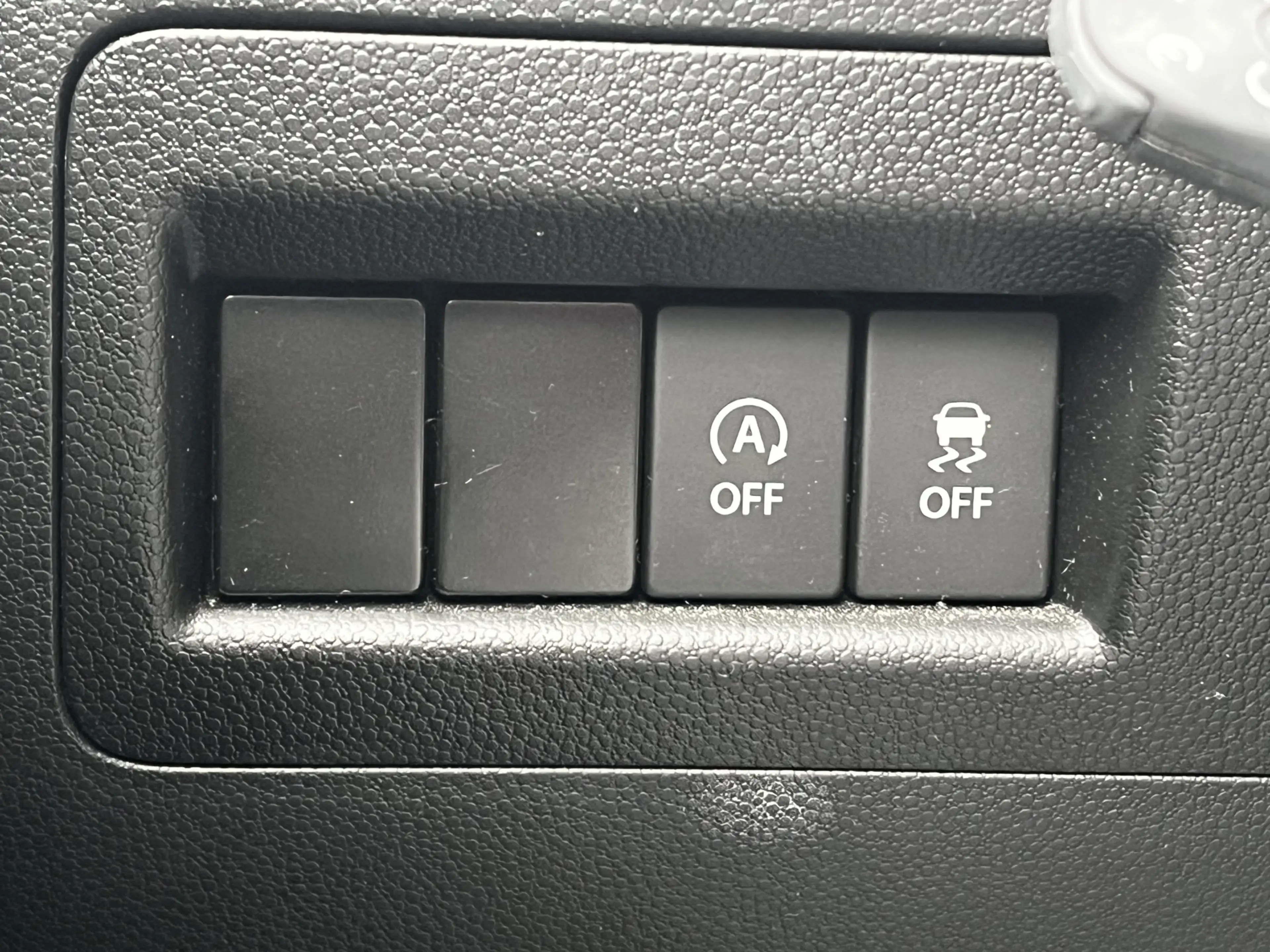 Suzuki Ignis 1.2 Smart Hybrid Airco Cruise Trekhaak NL auto — photo 26