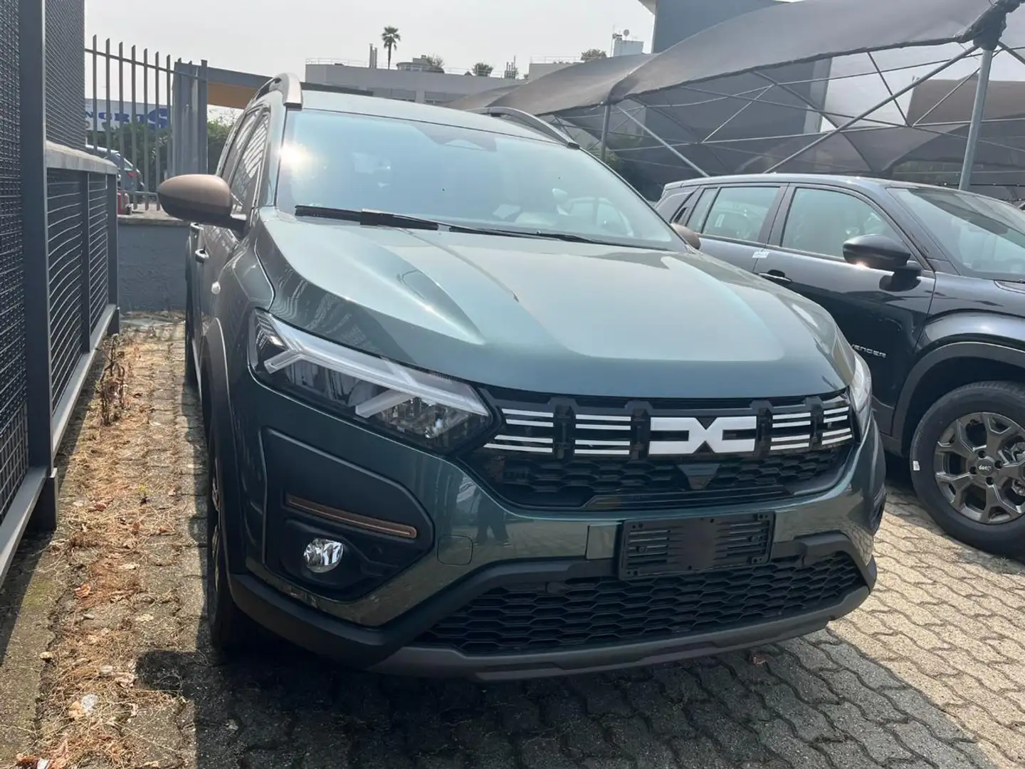 Dacia Jogger 1.0 TCe GPL 100 CV 7 posti Extreme Up Verde - 1