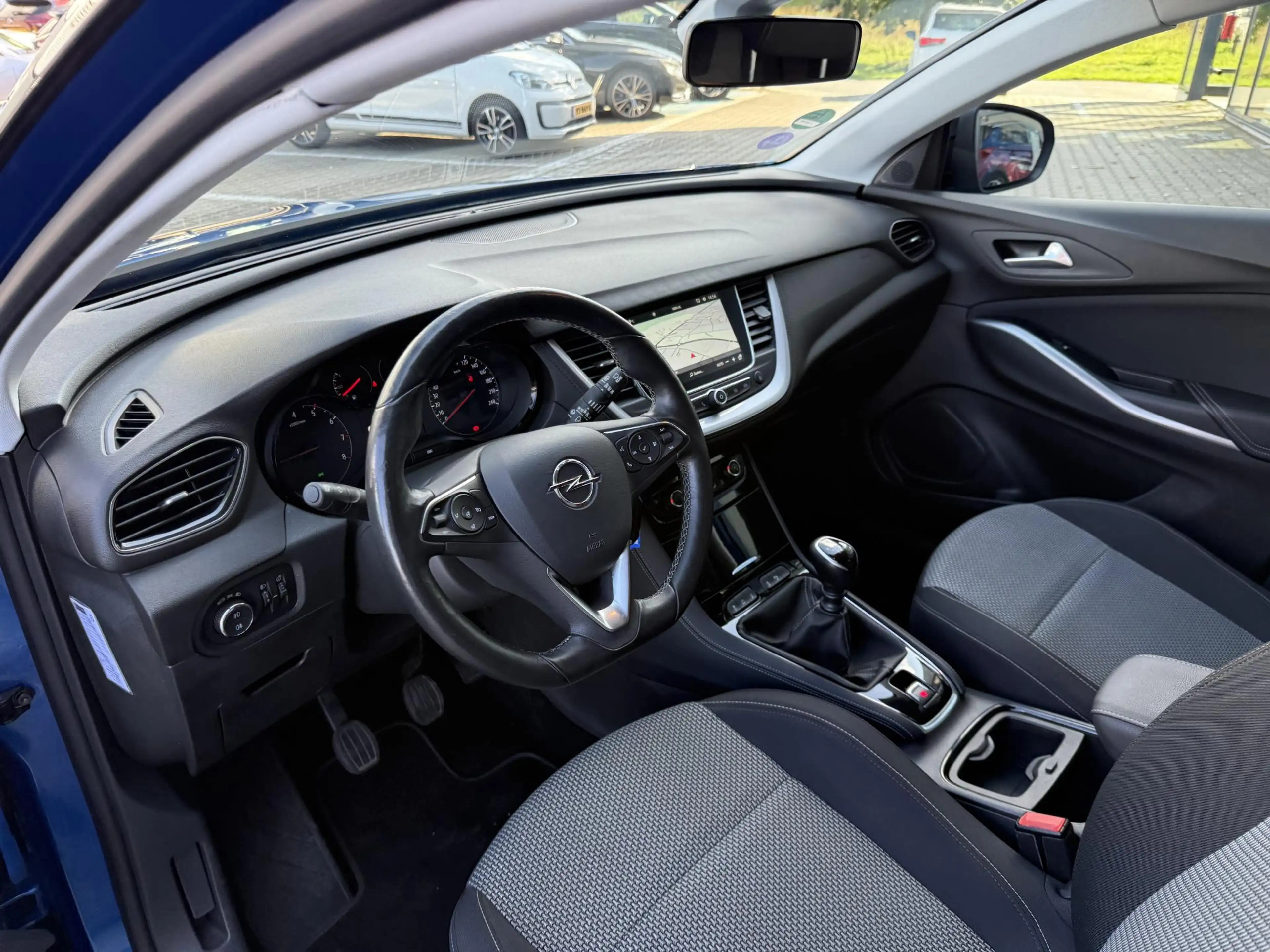 Opel Grandland X 1.2 Turbo Innovation *Trekhaak & Stoelverwarming* — photo 8
