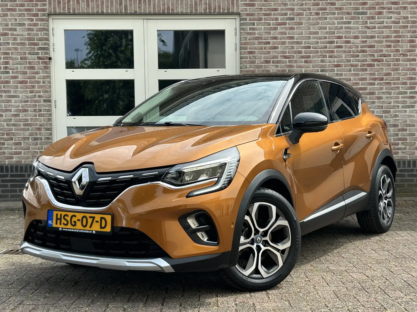 Renault Captur 1.6 E-Tech Plug-in Hybrid 160 Edition One Panorama Naranja - 1