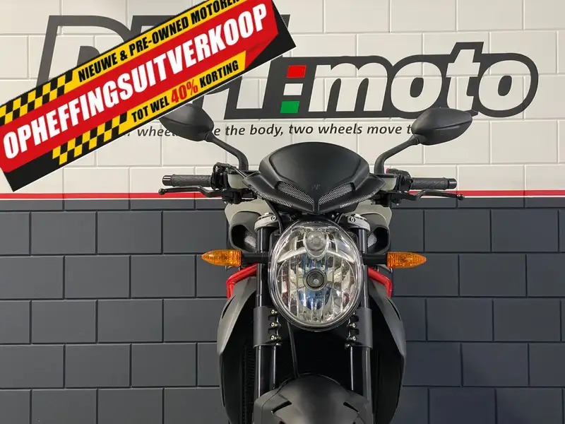 MV Agusta Brutale 1090 - foto 7