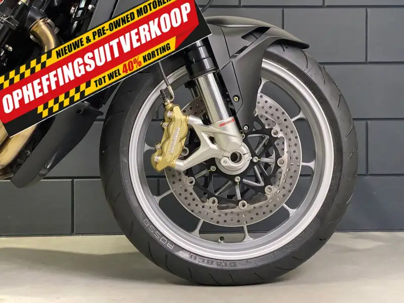 MV Agusta Brutale 1090 - foto 8