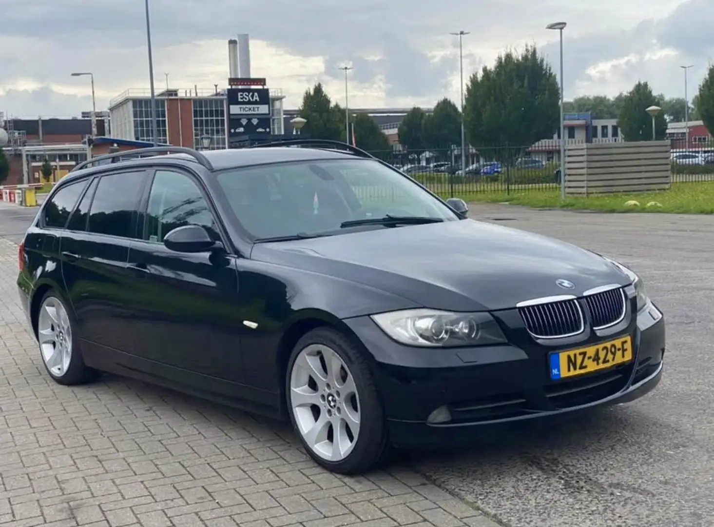 BMW 325 325i Touring Shadowline - 1