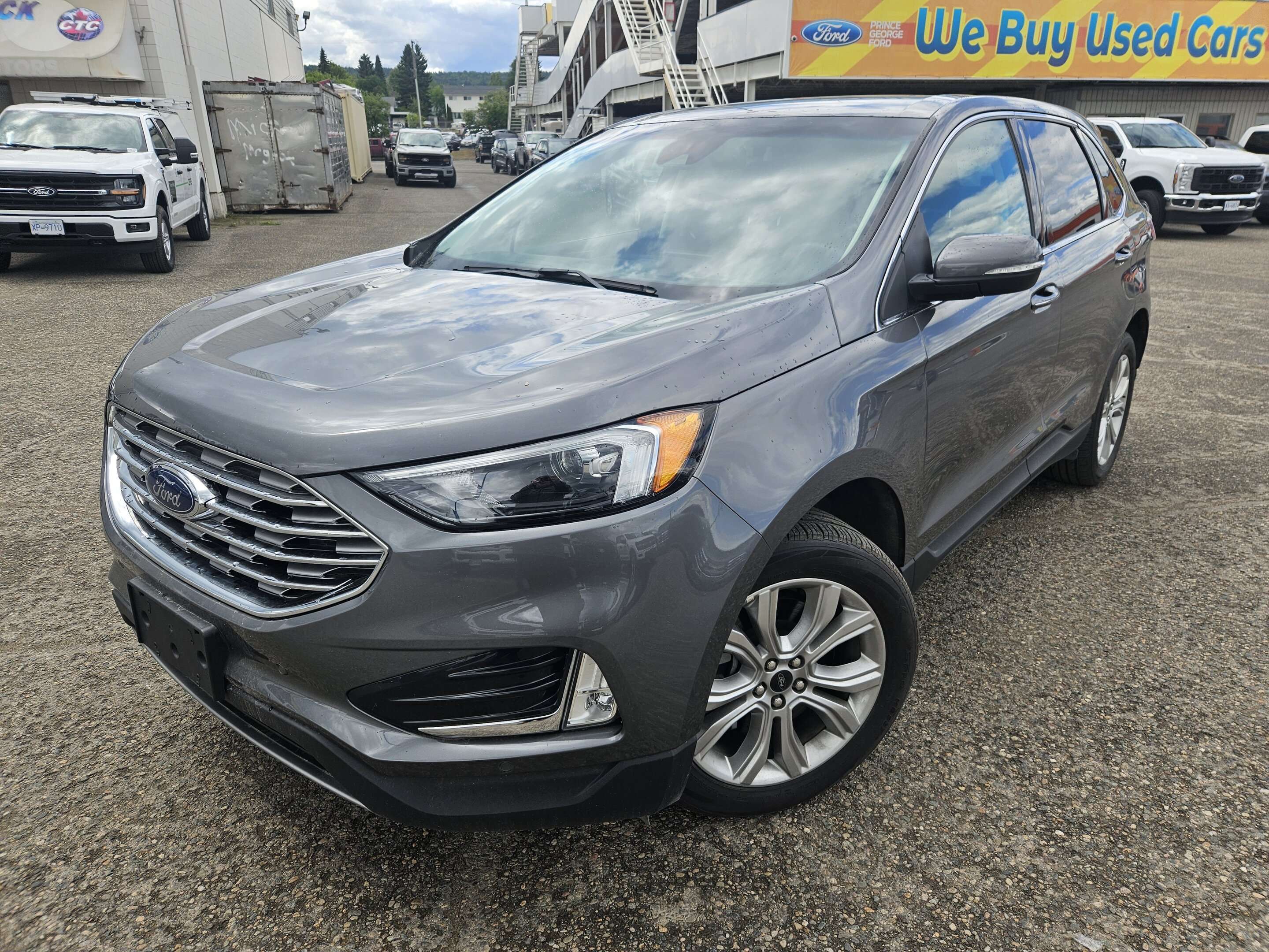  2024 Ford Edge Titanium AWD   