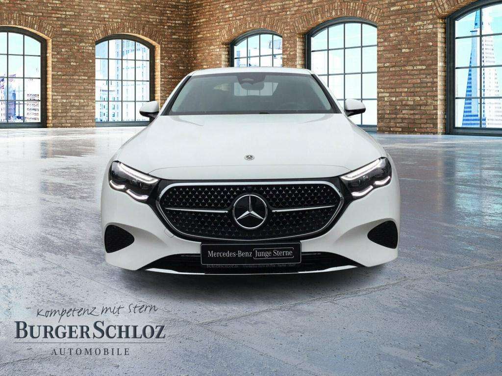 Mercedes-Benz E 200