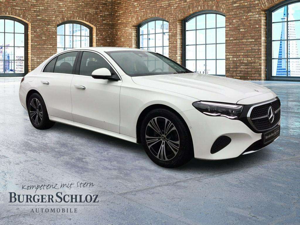 Mercedes-Benz E 200