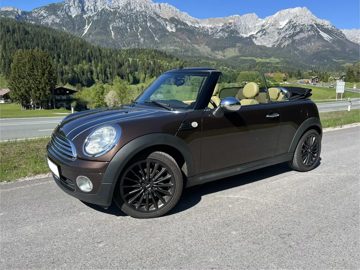 MINI Cooper Cabrio Austattungspaket Chili Braun - 2