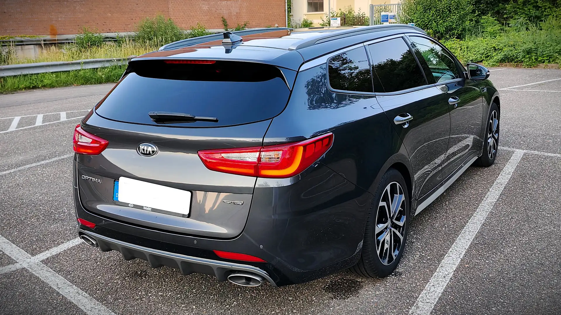 Kia Optima Optima Sportswagon 1.7 CRDI DCT GT Line Grau - 2