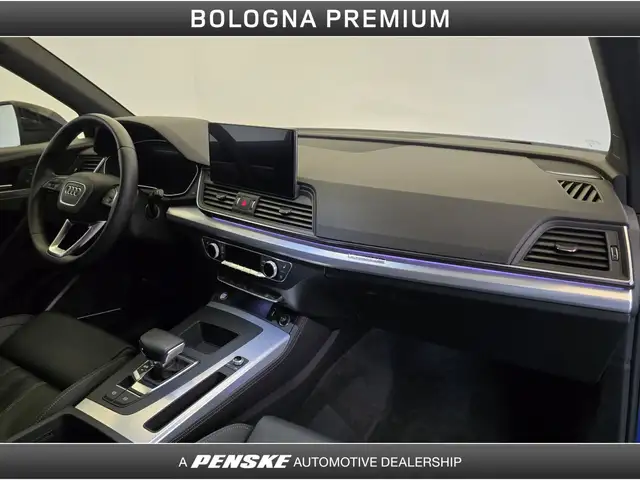 Audi Q5 view 20
