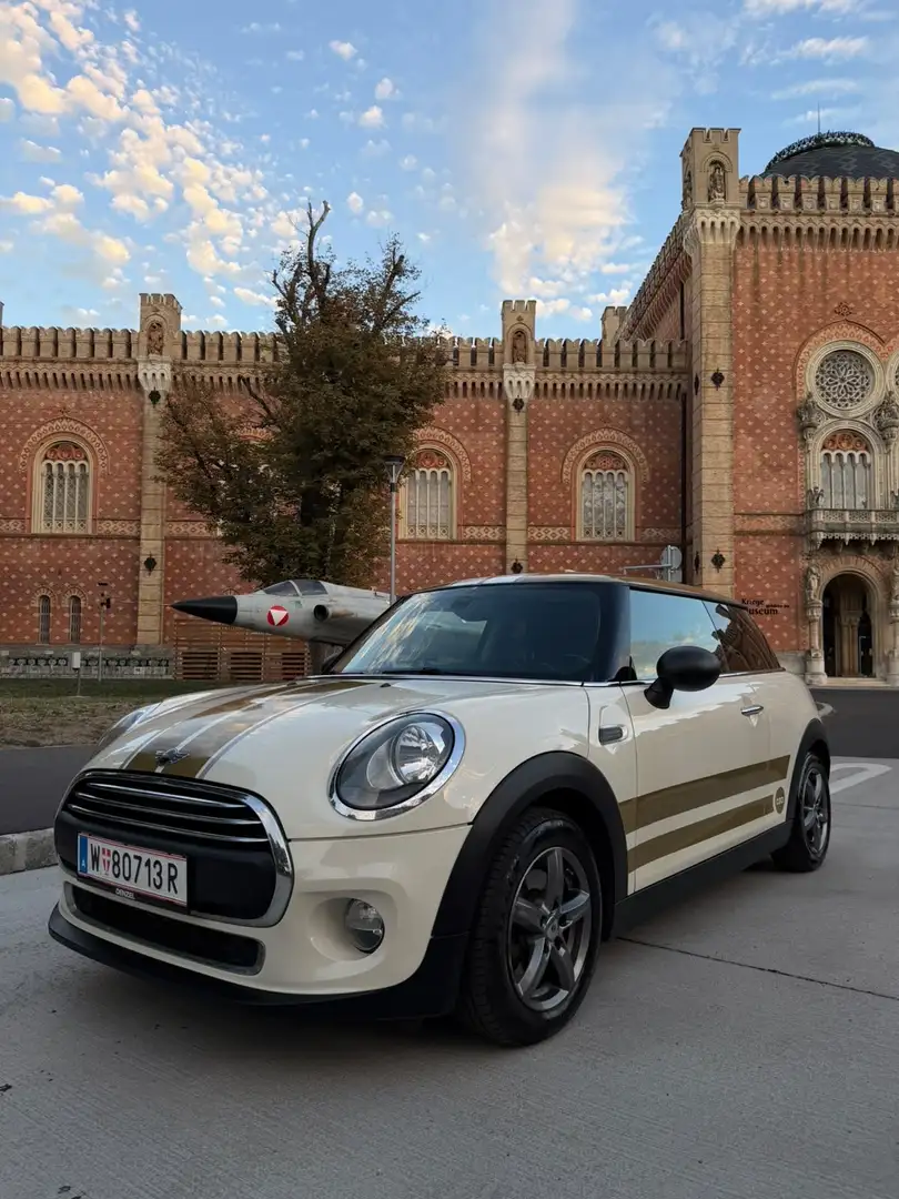 MINI One Edition 30 *PICKERL 05/2027+4* - 2