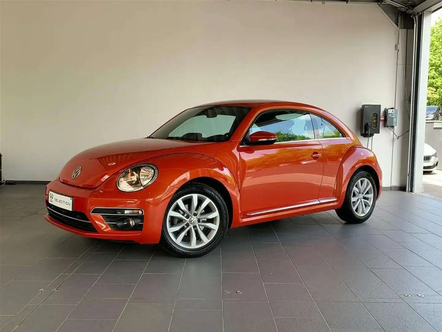 Volkswagen Beetle Beetle \SOUND\ 2.0 TDI 110 kW (150 ch) 6 vitesses Narancs - 1