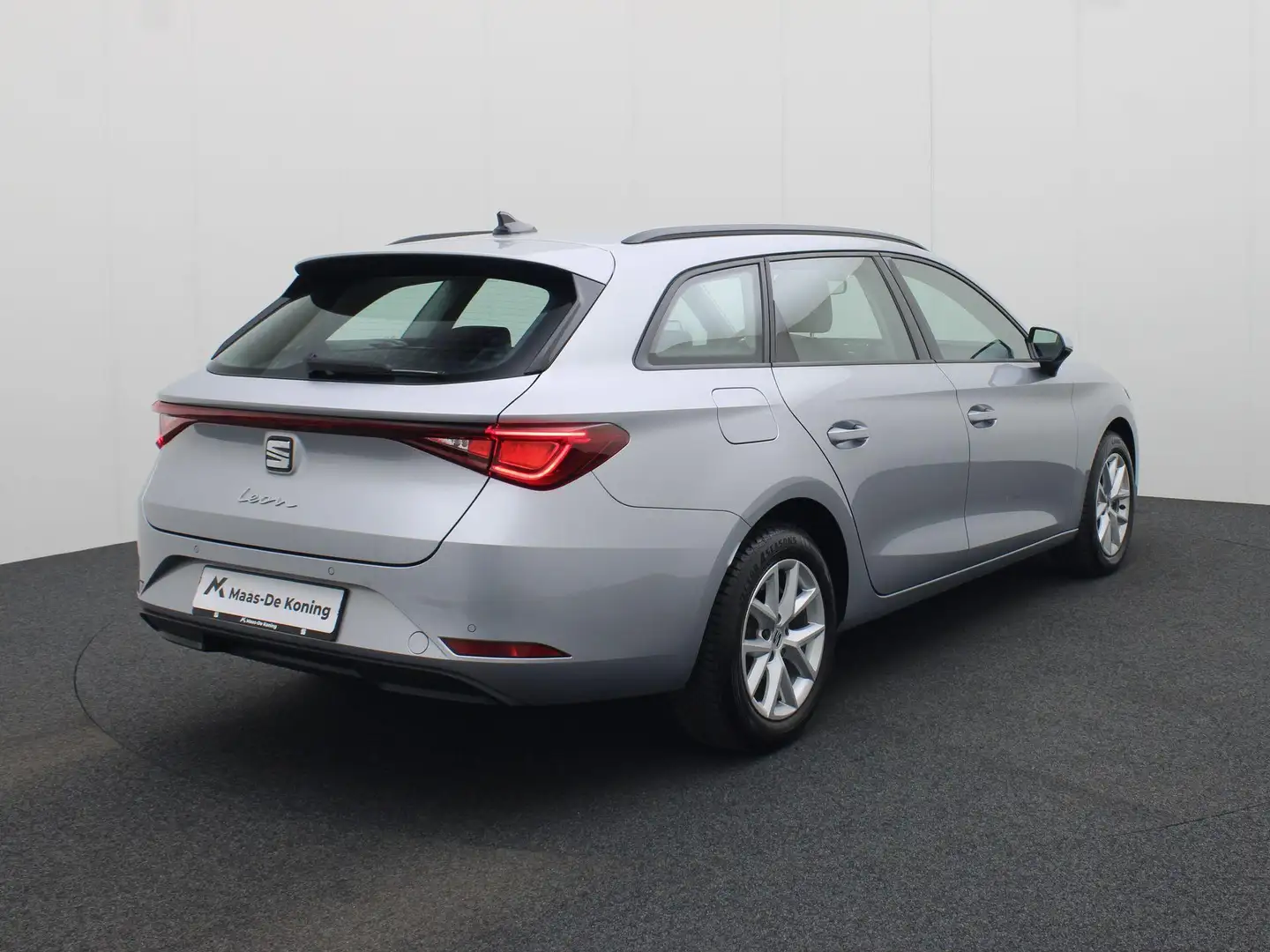 SEAT Leon Sportstourer 1.5e TSI 150PK Style DSG · Navigatie Grau - 2