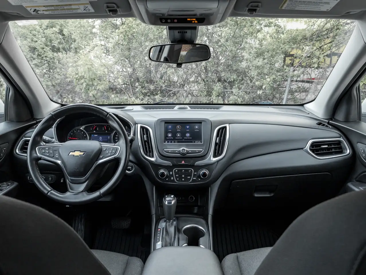 Chevrolet Equinox снимка Chevrolet Equinox