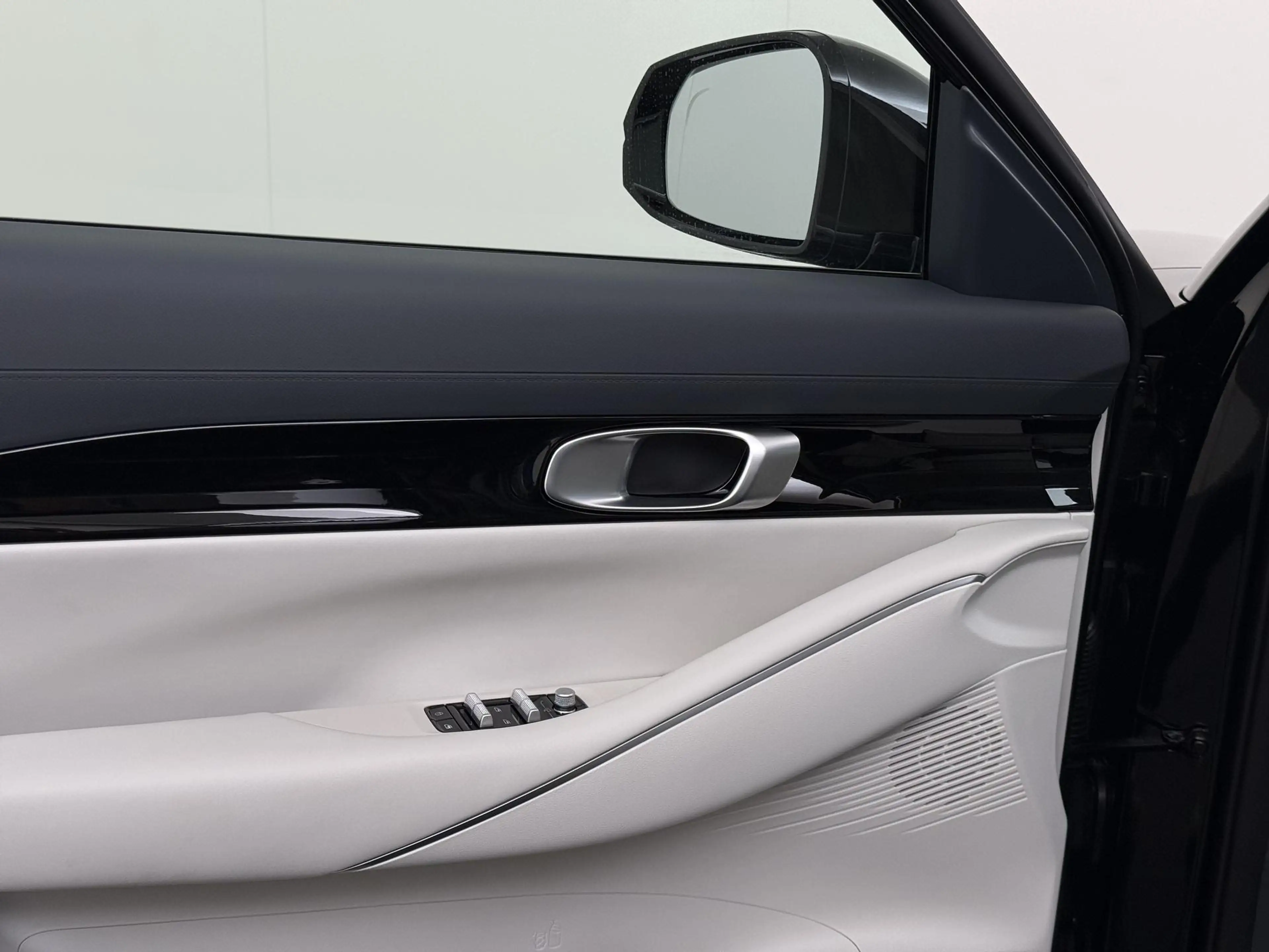 Geely E5 Max+ 68 kWh Panoramadak | 360 Camera | Stoelmassag — photo 10