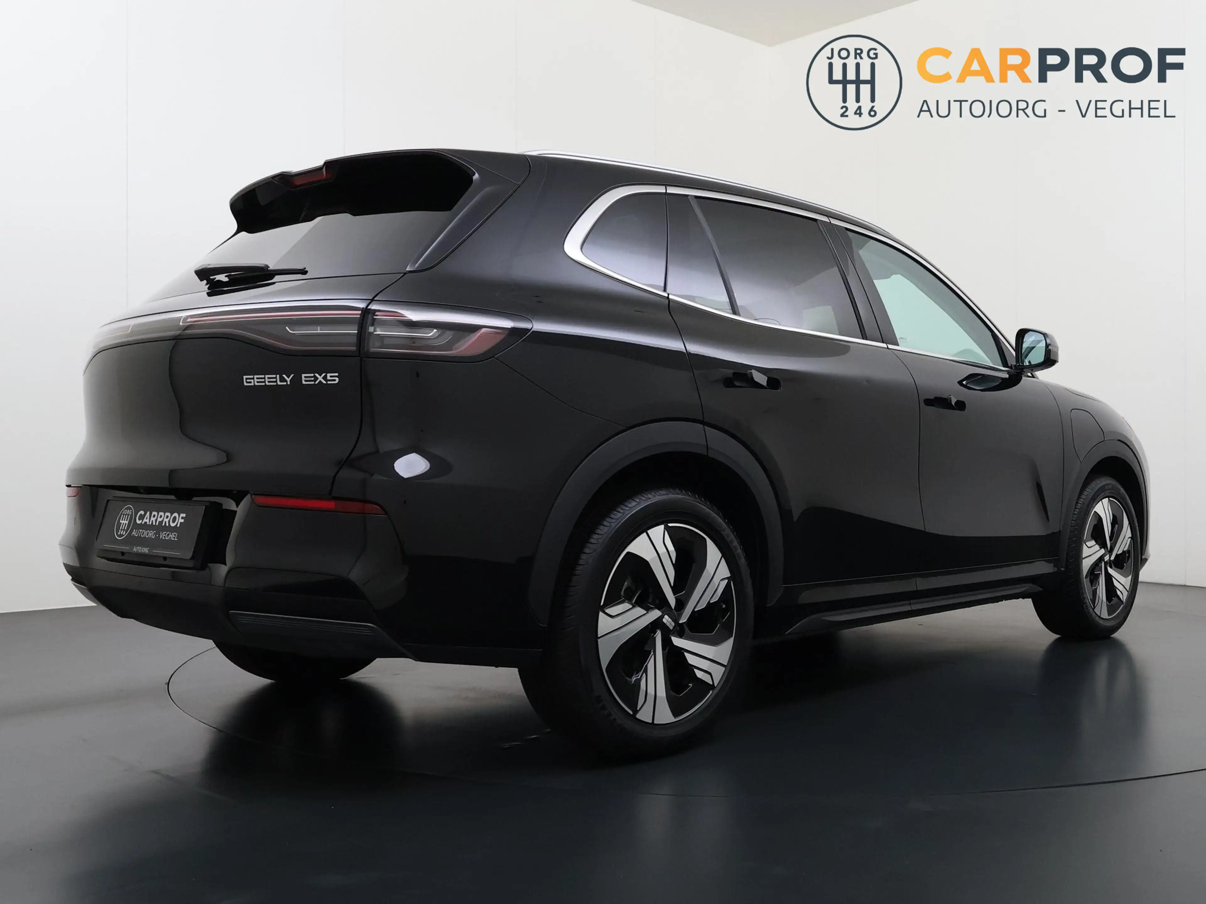Geely E5 Max+ 68 kWh Panoramadak | 360 Camera | Stoelmassag — photo 3