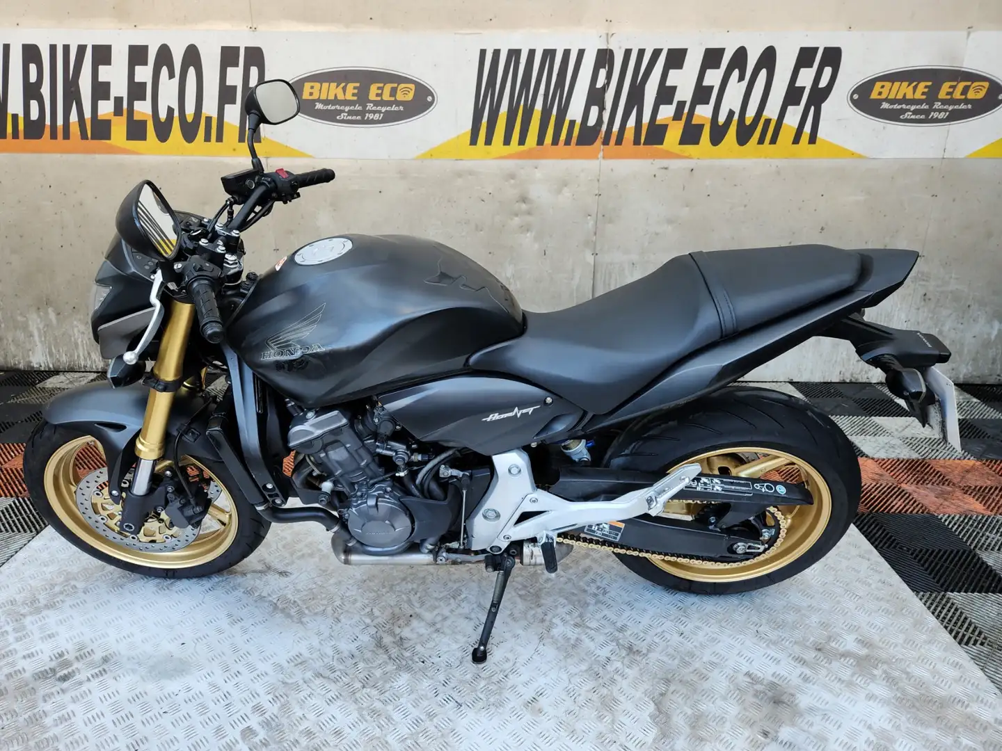 Honda Hornet Noir - 2