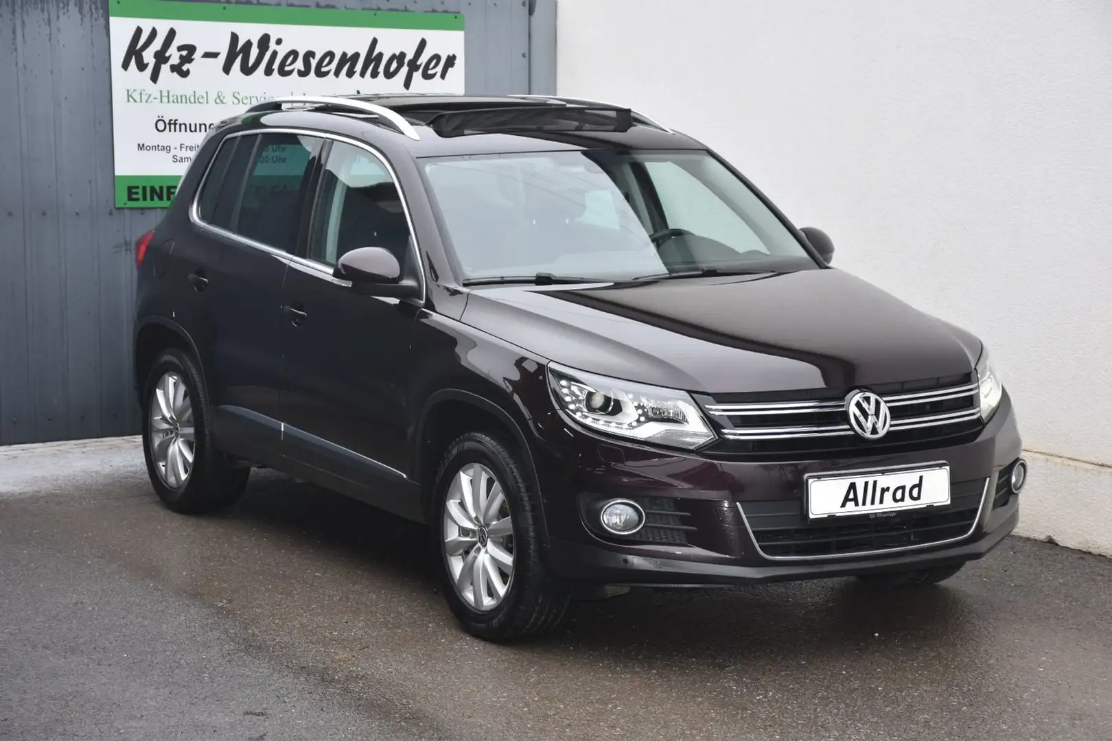 Volkswagen Tiguan Sky 2.0 TDI 4Motion / Service + Pickerl Neu / Top Violett - 1