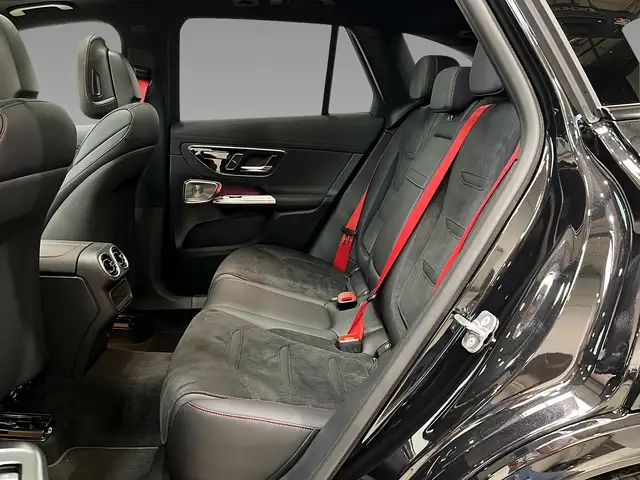 Mercedes-Benz GLC Class view 9