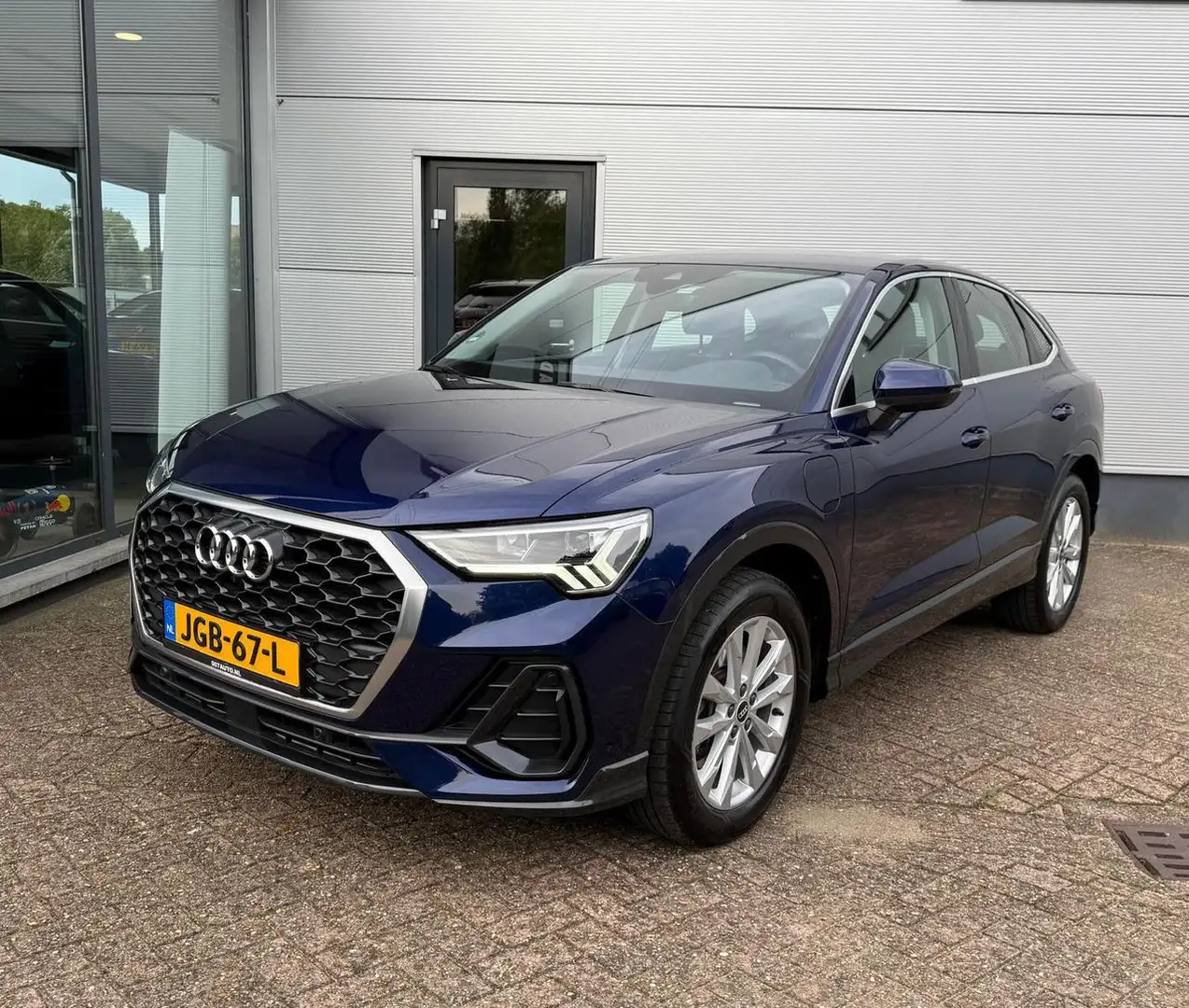 Audi Q3 SPORTBACK 45 TFSI E | B&O | ACC | DEALER OND. Blauw - 1