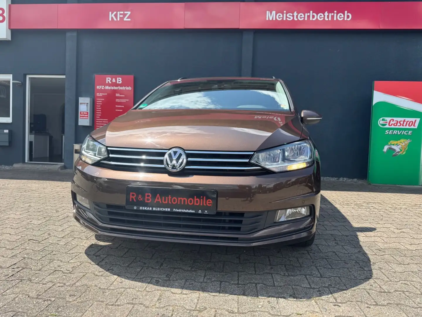 Volkswagen Touran Comfortline BMT/Start-Stopp*7-Sitzer*AHK* Braun - 2