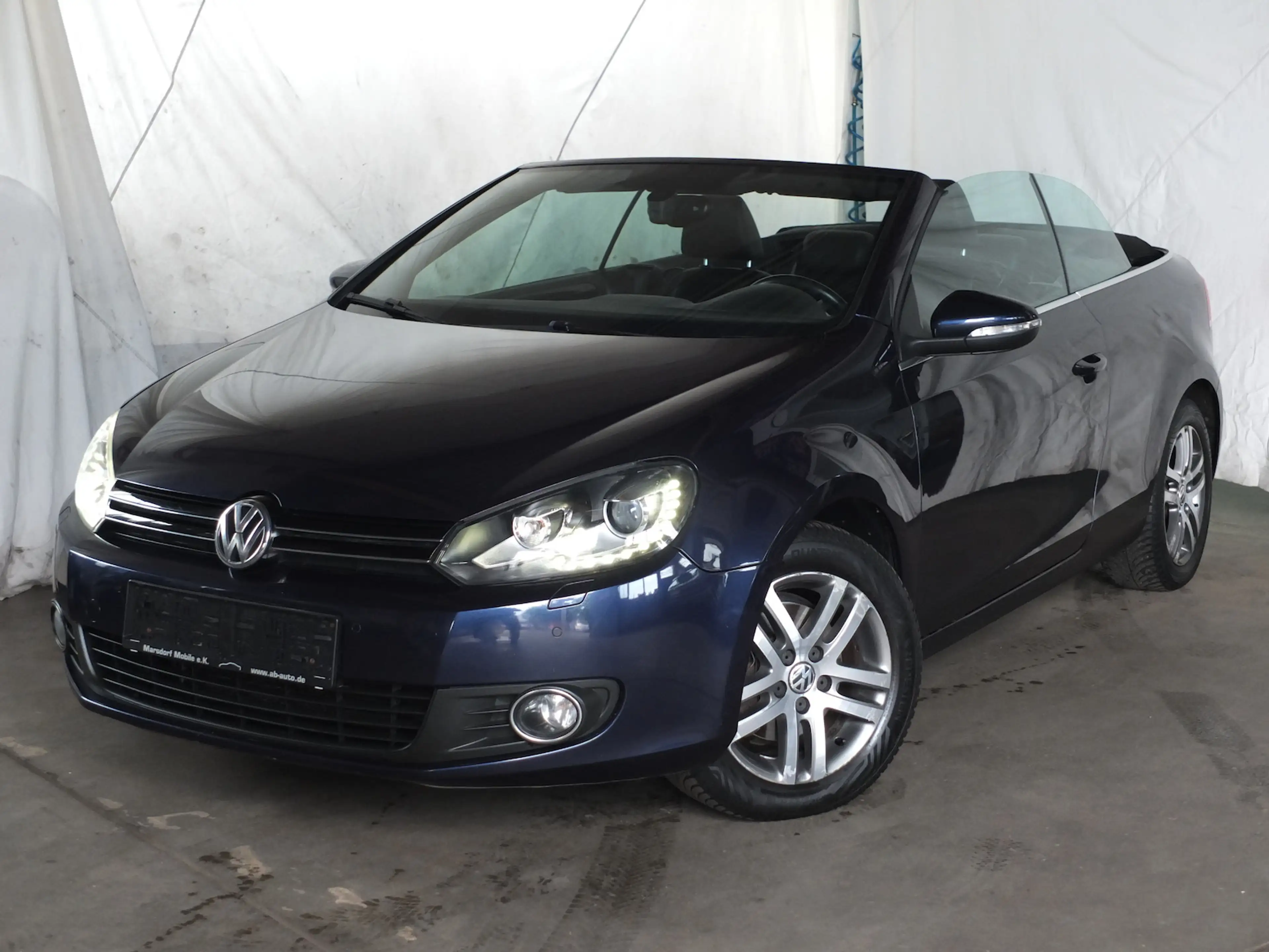 Volkswagen Golf Cabriolet LEDER XENON NAVI EINPARKHILFE TEMPOMAT
