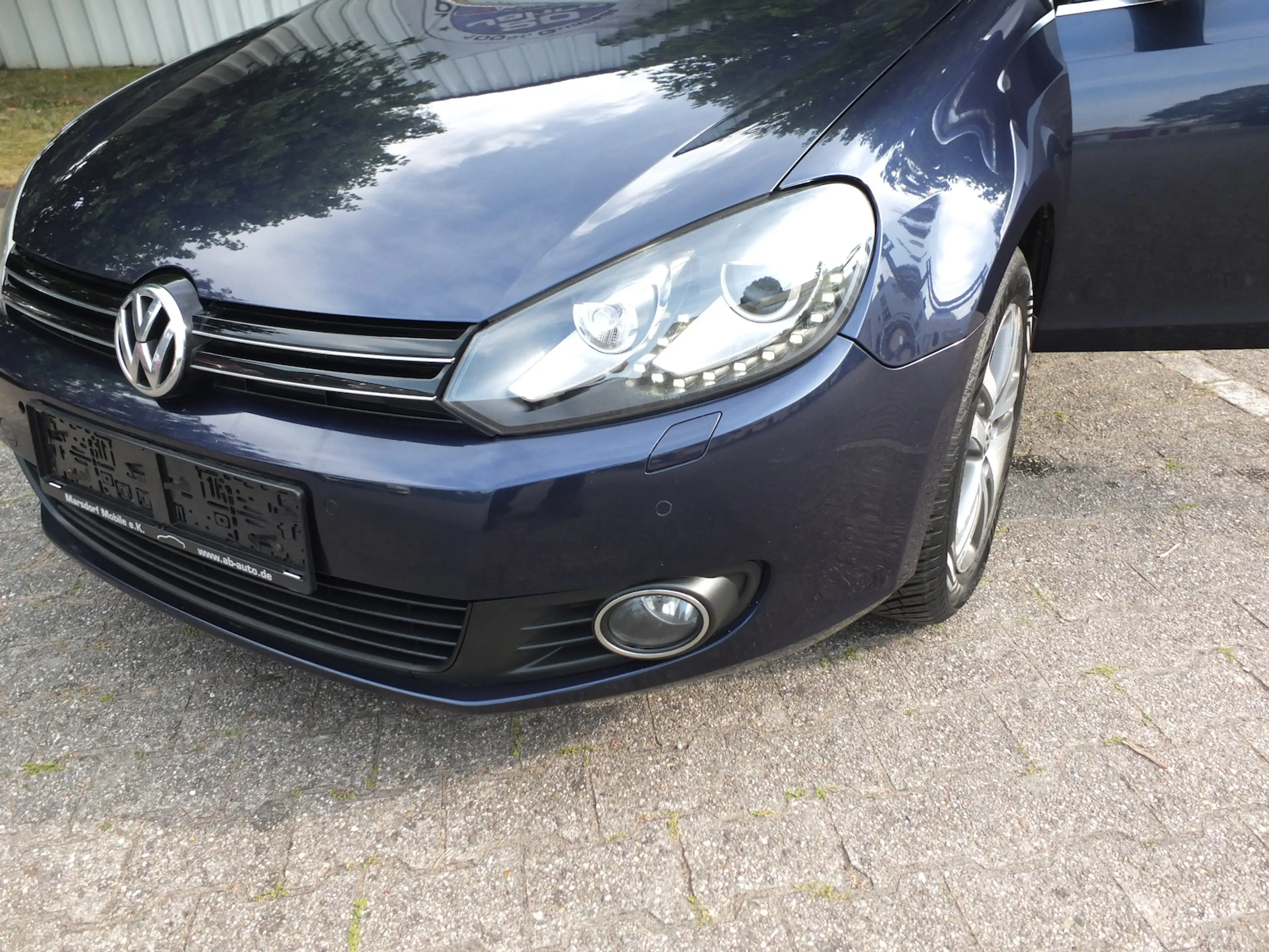 Volkswagen Golf Cabriolet LEDER XENON NAVI EINPARKHILFE TEMPOMAT — photo 14