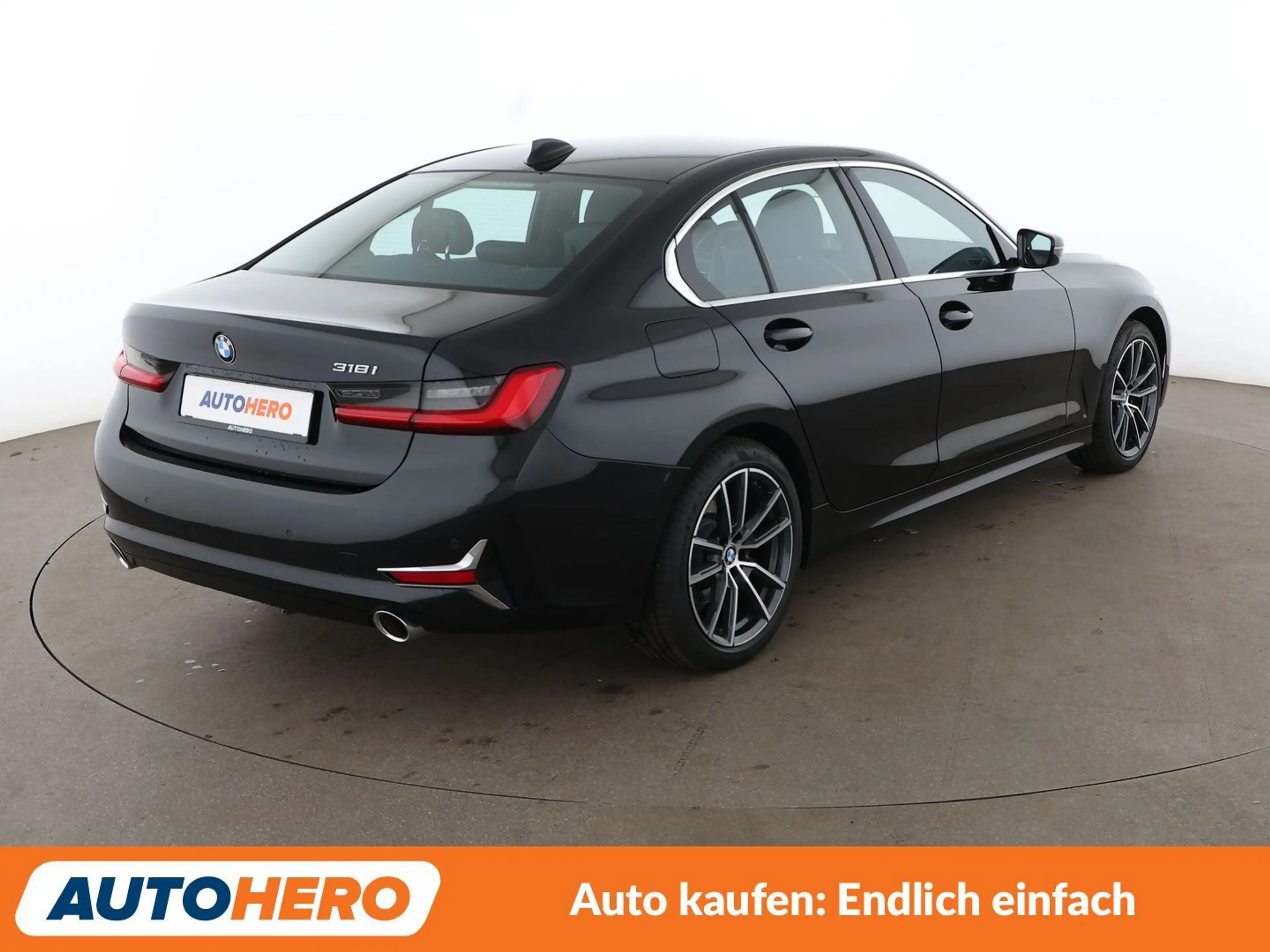 BMW 318 318i Luxury Line Aut.*NAVI*LED*TEMPO*PDC*SHZ* — photo 6