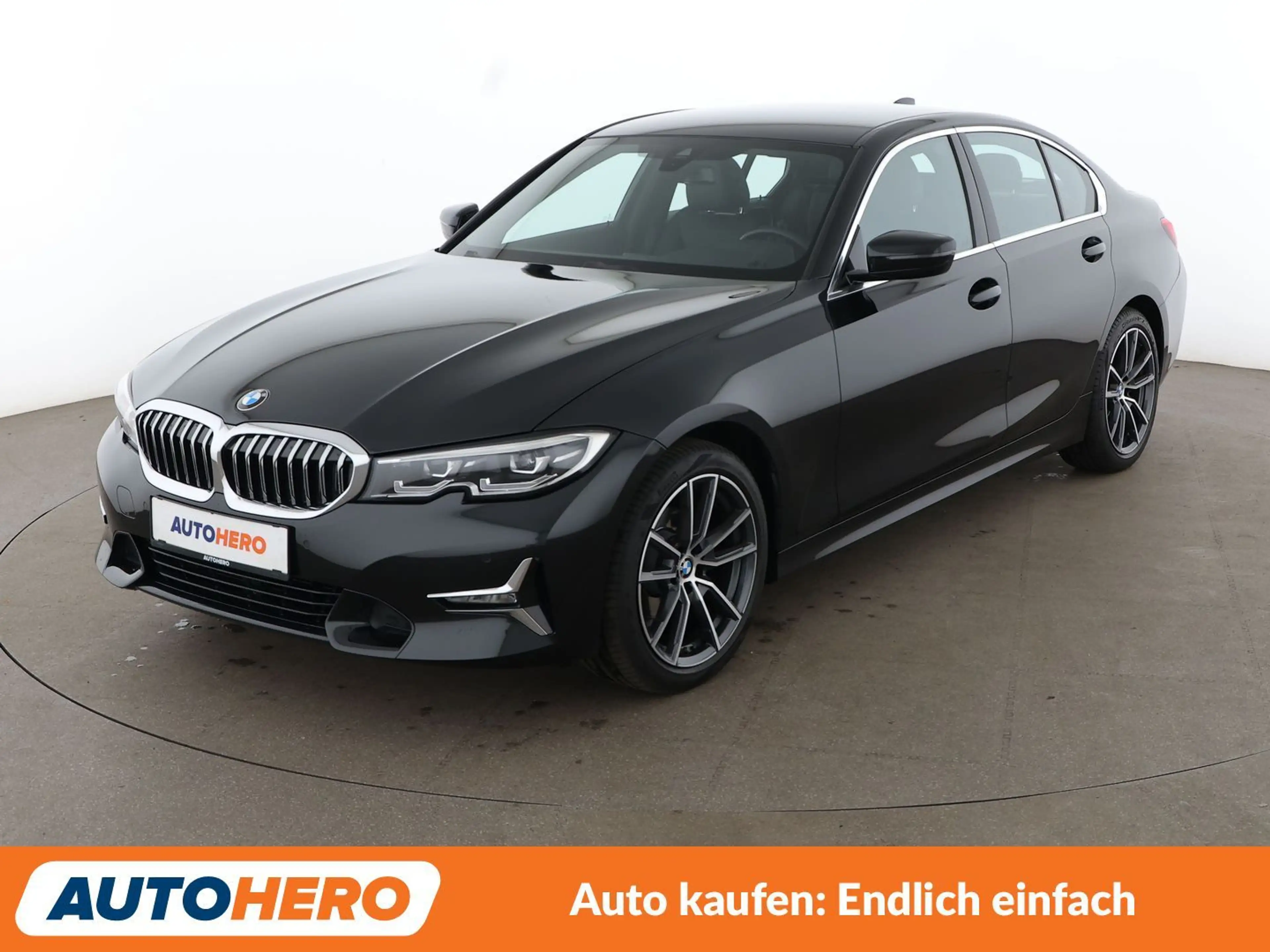 BMW 318 318i Luxury Line Aut.*NAVI*LED*TEMPO*PDC*SHZ*