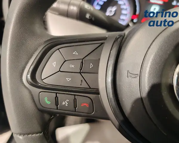 Fiat 500X view 12