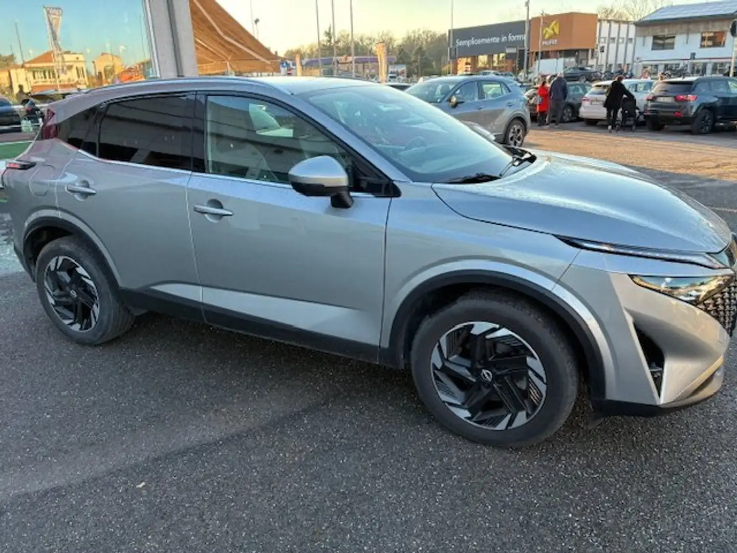 Nissan Qashqai Qashqai 1.3 mhev N-Connecta 2wd 158cv xtronic Argento - 2
