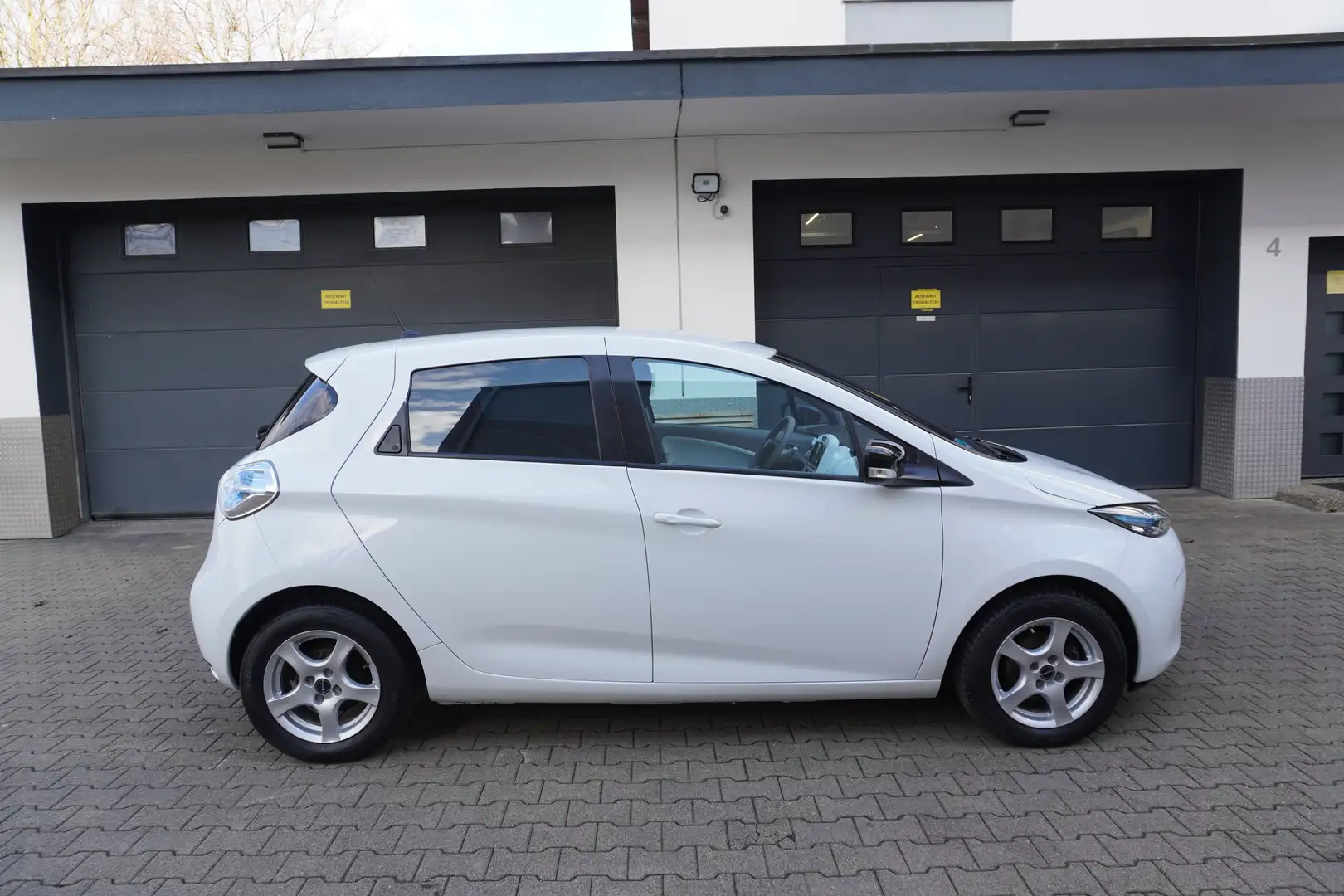 Renault ZOE Zoe Life 23 kWh KLIMA+NAVI+TEMPOMAT+ALU+Org.62.Tkm Alb - 2